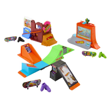 Hot Wheels Skate Set Acrobazie Da Skateboard Con Fingerboard Firmato Tony Hawk E Paio Di Scarpine