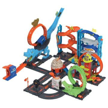 Hot Wheels City Track Set with 1 Hot Wheels Car