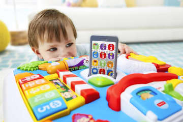 Fisher-Price® Eğlen & Öğren Eğitici Köpekçiğin Aktivite Masası (Türkçe ve İngilizce)