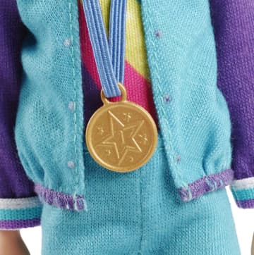 Muñeca y accesorios Team Stacie de Barbie