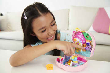 Polly Pocket - Forêt Des Licornes - Coffret Mini Poupée - 3 Ans Et +