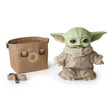 Star Wars The Mandalorian The Child Premium Plush Bundle