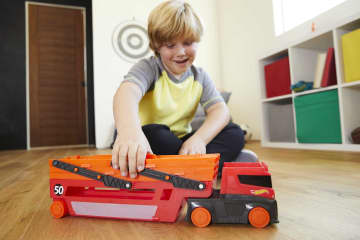Hot Wheels Mega Hauler - Image 2 of 6