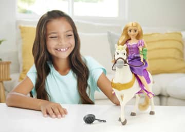 Παιχνίδια Disney Princess, Koύκλα Ραπουνζέλ Και Άλογο Σετ Με Αξεσουάρ, Σέλα Με Κλίπ Κούκλας