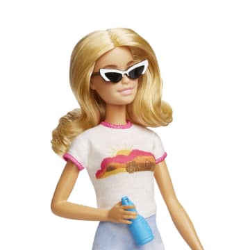 Barbie Seyahatte Bebeği ve Aksesuarları - Image 5 of 7