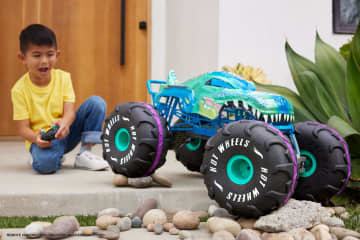 HOT WHEELS Monster Trucks XL 1:6 Scale MEGA-WREX RC Vehicle