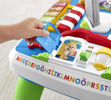 Fisher-Price® Eğlen & Öğren Eğitici Köpekçiğin Aktivite Masası (Türkçe ve İngilizce) - Image 4 of 6