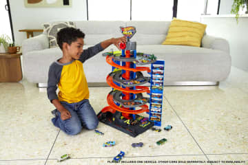 Hot Wheels® Mega Garaj Oyun Seti - Image 2 of 6