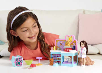 Barbie Chelsea Dierenarts Pop (brunette) en Speelset