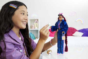 Barbie Extra Chándal Leopardo Azul - Imagen 2 de 6