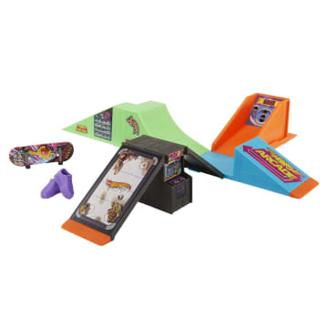Hot Wheels Skate Set Acrobazie Da Skateboard Con Fingerboard Firmato Tony Hawk E Paio Di Scarpine