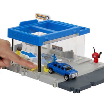 Matchbox® Action Drivers Prawdziwe przygody Zestaw startowy do zabawy + samochodzik Asortyment