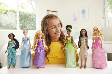 Disney Princesas Aurora Muñeca