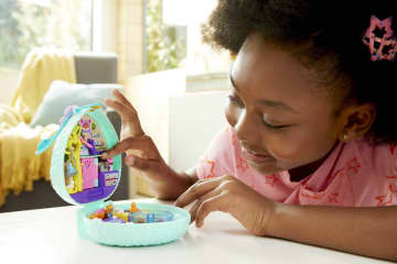 Polly Pocket Hedgehog Café Compact