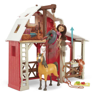 Spirit Untamed SWING & SADDLE BARN Playset