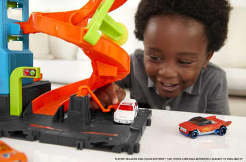 Hot Wheels® Megatorre de lavado de coches | MATTEL