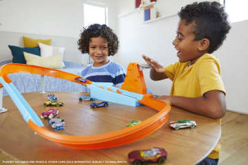 Hot Wheels Rapid Raceway Champion Playset - Image 3 of 6