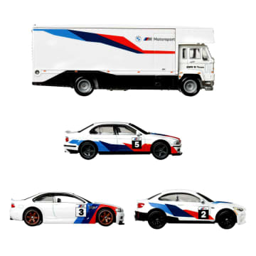 Hot Wheels Premium Collect Display Sets with 3 1:64 Scale Die-Cast Cars & 1 Team Transport Vehicle