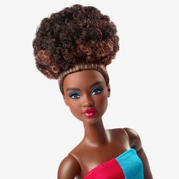 Barbie Looks Κούκλα, Φυσικά Μαύρα Μαλλιά, Χρωματιστό Κοντό Μπλουζάκι