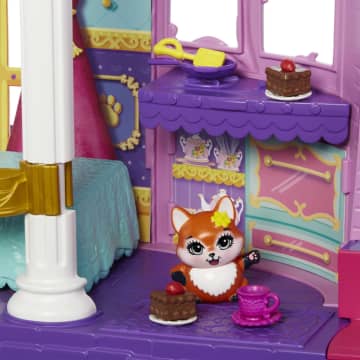 Набор игровой Enchantimals Семья Бал в королевском замке