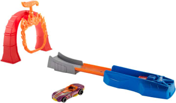 Набор трюковой Hot Wheels Экшн в ассортименте