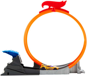 Набор трюковой Hot Wheels Экшн в ассортименте