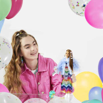 Кукла Barbie Экстра в радужном платье