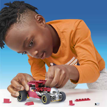 Конструктор Mega Construx Hot Wheels Машинка гоночная в ассортименте