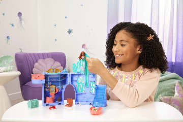 Disney The Little Mermaid Storytime Stackers Ariel's Grotto Playset and 10 Accessories