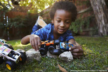 Hot Wheels Monster Trucks 1:64 Die-Cast 2Er-Pack Sortiment