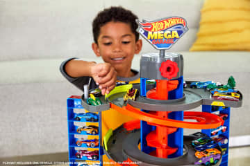 Hot Wheels City Mega Garage Playset with Corkscrew Elevator & Storage for 60+ Cars
