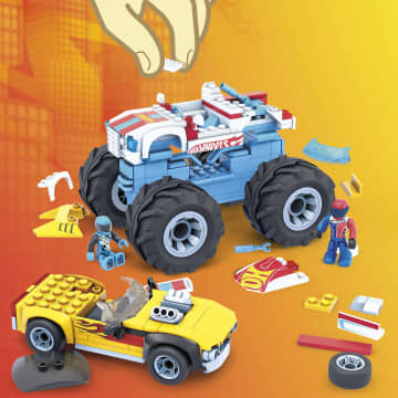 Конструктор Mega Construx Hot Wheels Роджер Доджер и Гонщик