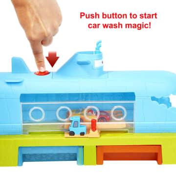 Disney and Pixar Cars Color Change Whale Car Wash Playset