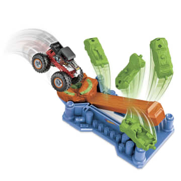 Hot Wheels® Monster Trucks – Σετ Παιχνιδιού Εκτόξευση & Σύγκρουση