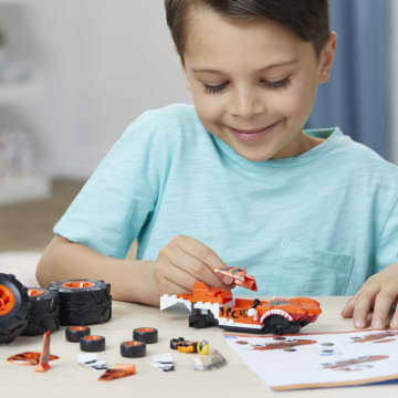 Конструктор Mega Construx Hot Wheels Монстр-трак Тигровая акула
