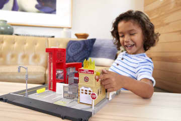 Matchbox Action Drivers Fire Station Rescue Playset