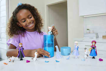 Disney Frozen SNOW COLOR REVEAL Assortment - Image 3 of 7