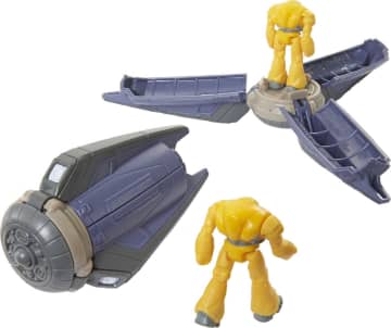 Lightyear Flight Scale Ships Asst – Cyclops + Enemy Fighter Ship