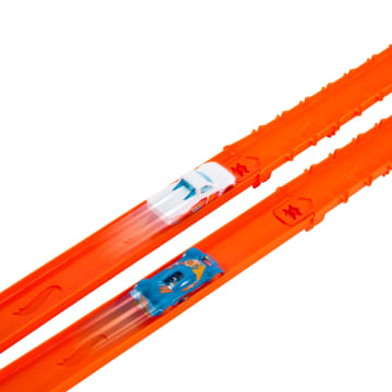 Hot Wheels Track Creator Deluxe Track Pack With 2 Toy Cars, 25 Feet Of Different Speed Snap Tracks