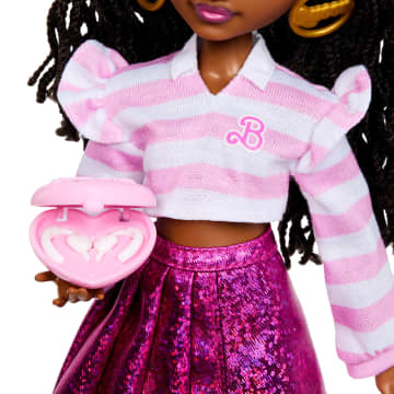 BARBIE DREAM BESTIES BARBIE “Brooklyn' Doll and Accessories | Mattel