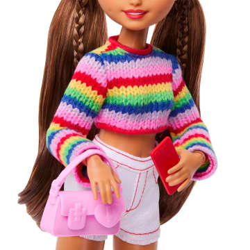 BARBIE DREAM BESTIES WEEKEND GETAWAY TERESA Doll and Accessories