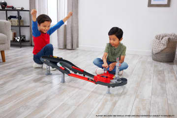 Hot Wheels Racing Formula 1 Sprint Race Circuit Track Set With 3 Die-Cast Toy Cars in 1:64 Scale
