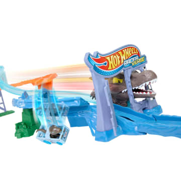 Hot Wheels Racerverse Jurassic World Crash & Splash Track Set & Die-Cast Dinosaur Toy Car - Imagen 3 de 6