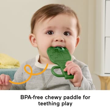 Fisher-Price Mini Me Moments Let's Play Pickleball Set, 3 Sports-Themed Baby Toys For Sensory Play - Imagen 3 de 6