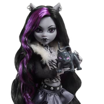 Monster High Reel Drama Clawdeen Wolf Collector Doll in Black And White, Reproduction With Poster - Image 3 of 6