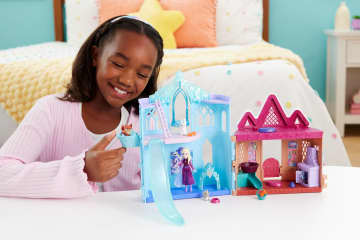 Disney Frozen Winter Animal Fun Playset With Elsa Small Doll, 3 Animal Friends & 8 Accessories - Imagen 2 de 6