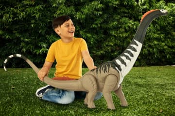 Jurassic World Rebirth Super Colossal Titanosaurus Dinosaur, 53 Inch Long Movie-Accurate Herbivore - Image 2 of 6