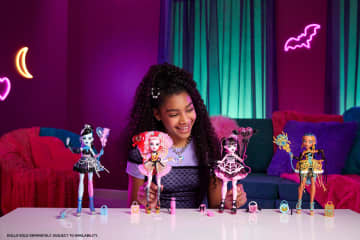 Monster High Scary Sweet Birthday Draculaura Doll | Mattel