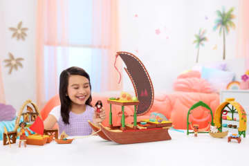 Disney Moana 2 Moana's Canoe Crew Playset With 5 Small Dolls & 3 Accessories, Inspired By The Movie - Image 2 of 6
