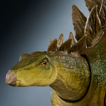 Jurassic World Hammond Collection Dinossauro de Brinquedo Stegosaurus - Imagen 3 de 6